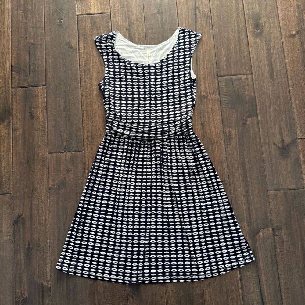 Gilli Blue and White Oval Geometric Print Sleeveless Fit & Flare Dress
